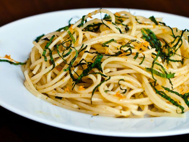 20110714-160071-fennel-pollen-pasta-primary.jpg
