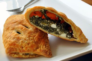20110303-140133-spanokopita-spinach-cheese-pie.JPG