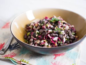 20150701-bean-salad-vicky-wasik-2.jpg