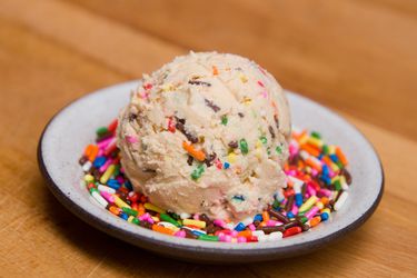 20140407-sprinkles-ice-cream.jpg