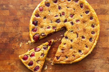 20190709-pistachio-frangipane-cherry-tart-vicky-wasik-17