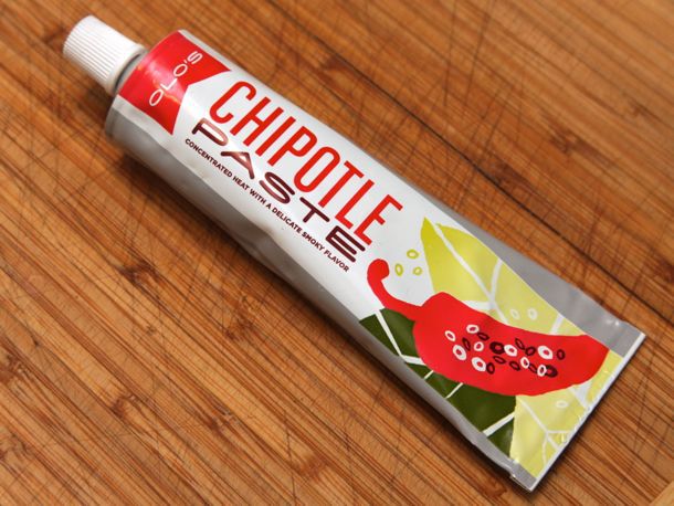 20121218-olo-chipotle-taste-test-1.jpg