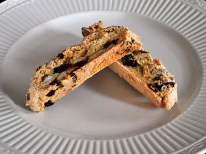 20120827-cookie-monster-cranberry-almond-biscotti.JPG