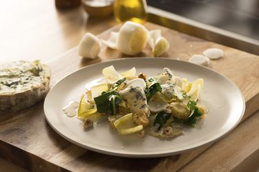 Images 1500x1125_Fourme d'Ambert Salad