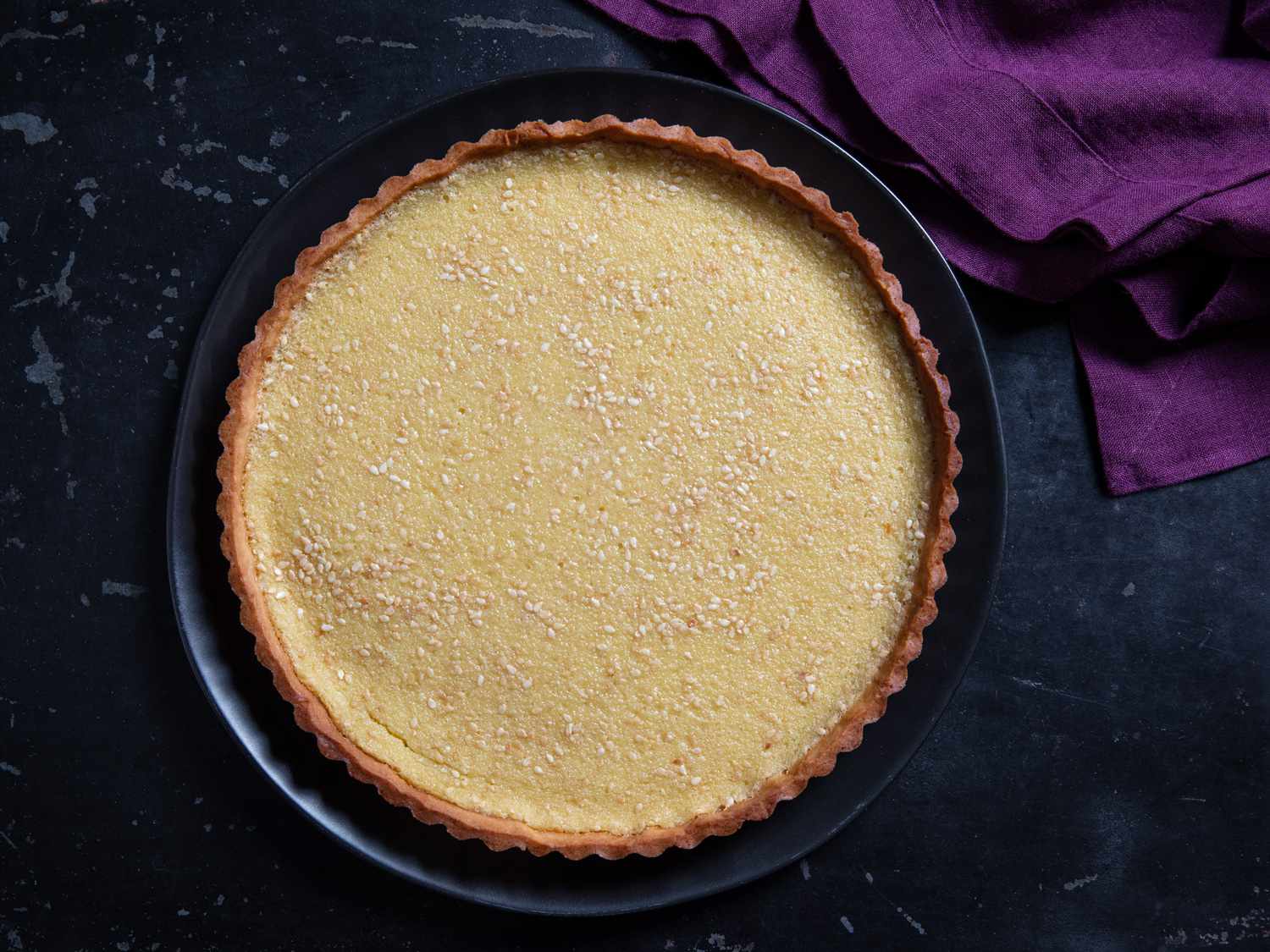 20201110-white-sesame-chocolate-ganache-tart-vicky-wasik-22