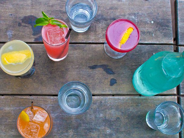 081612-218979-NYCOutdoorCocktails_Huckleberry_overhead 1.jpg