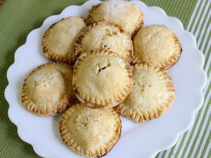 20120904-220481-GFTues-HandPie-Recipes.jpg