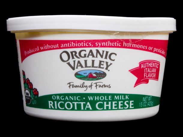 A tub of Organic Valley ricotta cheese.