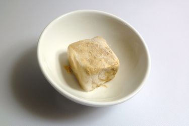 20110309-protips-fresh-yeast-cube.JPG