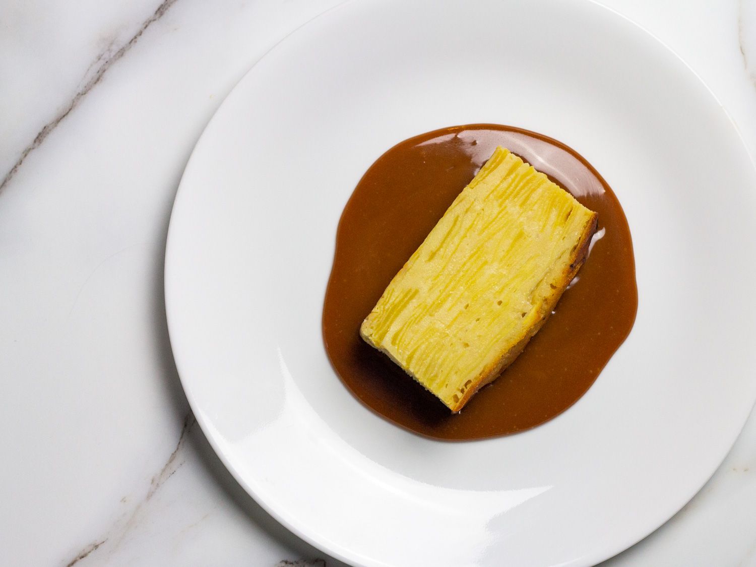 20201115-gateau-invisible-apple-cake-tim-chin-hero2