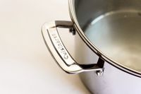 A close up of the handle on a pot from the Cuisinart Professional Series Cookware 11 Piece Set