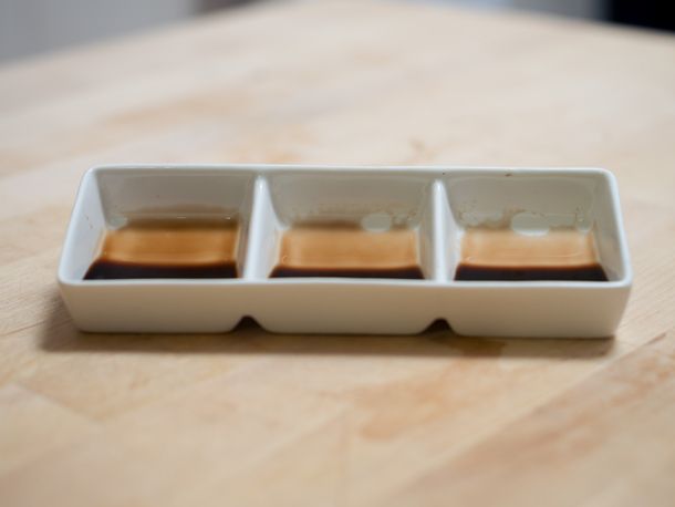 Side by side comparison of different viscosity of condimento balsamico, from high-end, mid-range, to low-end 