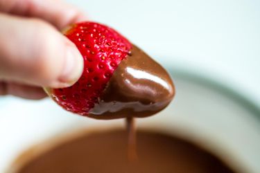 20170205-chocolate-ganache-strawberries-vicky-wasik-1.jpg