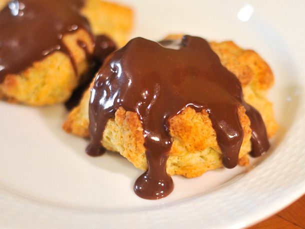 20130108-236245-chocolate-gravy.jpg