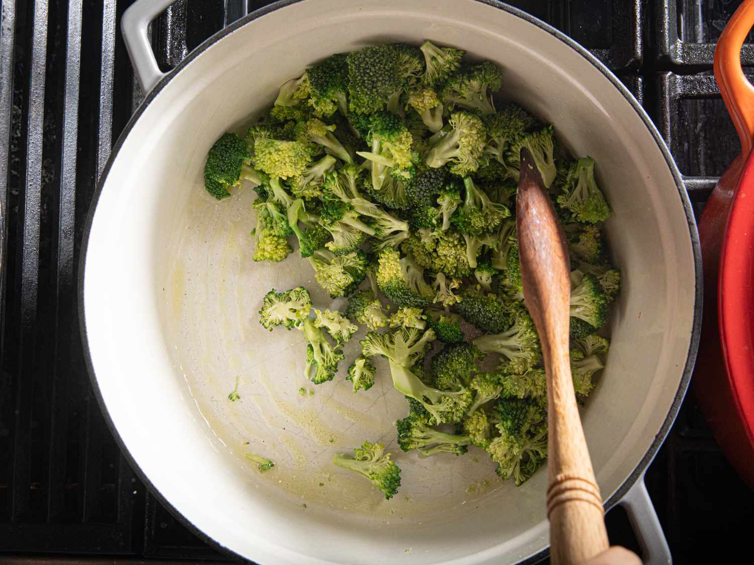 Broccoli in a Dutch oven