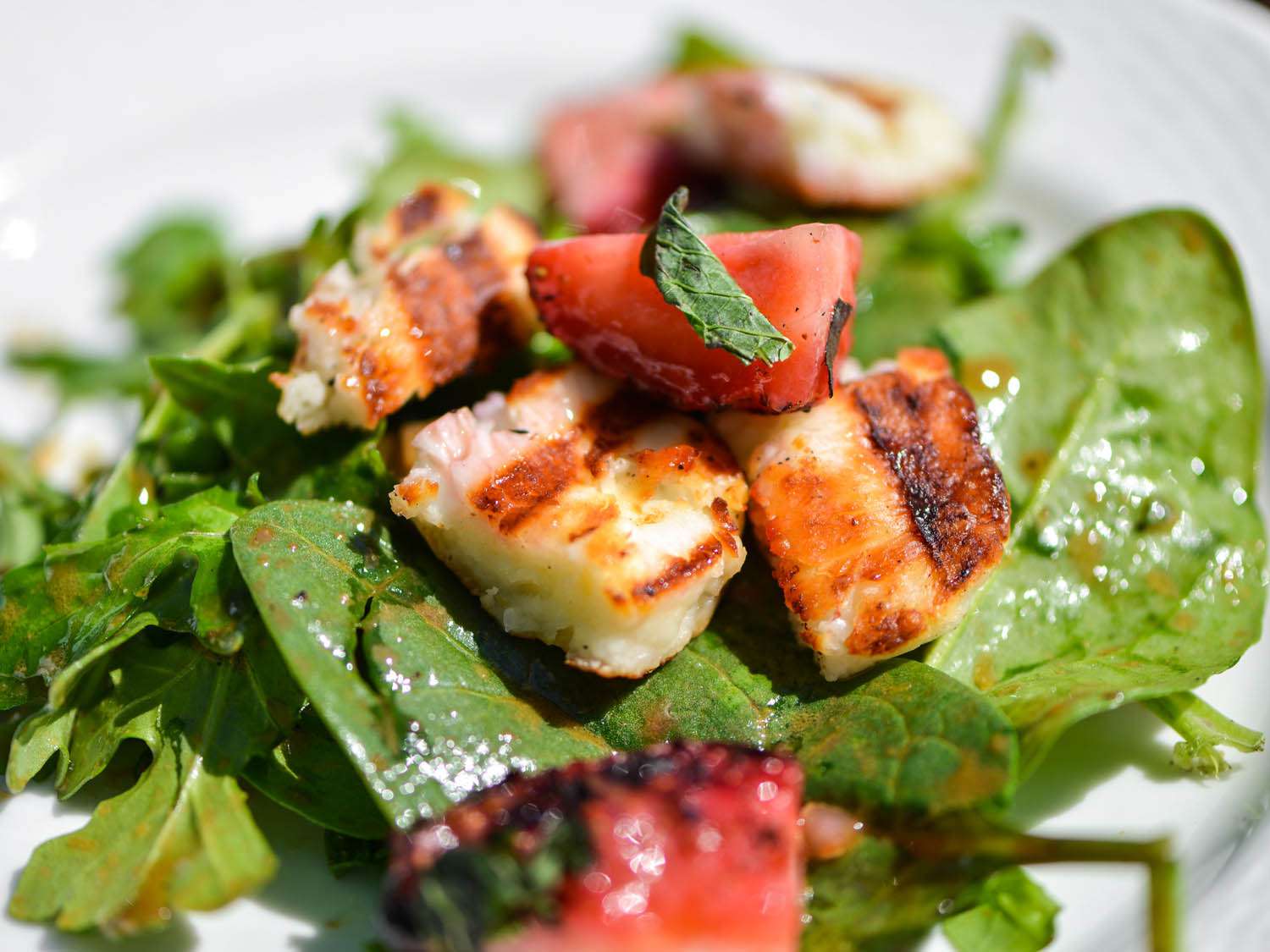 20140711-grilled-strawberry-and-halloumi-salad-joshua-bousel.jpg