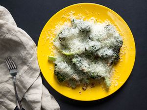 20170908-broccoli-manchego-hazelnuts-vicky-wasik-19.jpg