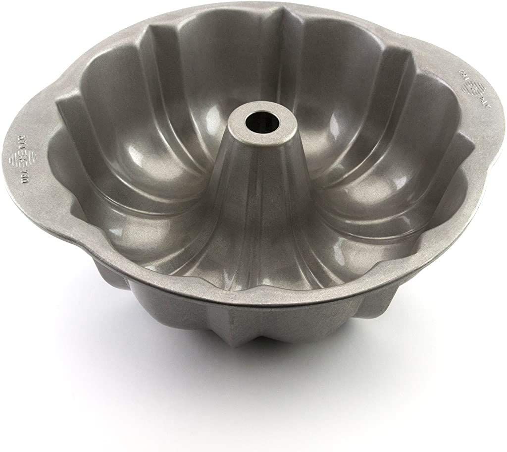 USA Pan Nonstick Fluted Tube Cake Pan