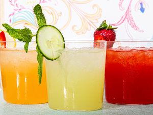 Side view of Spicy lemonade