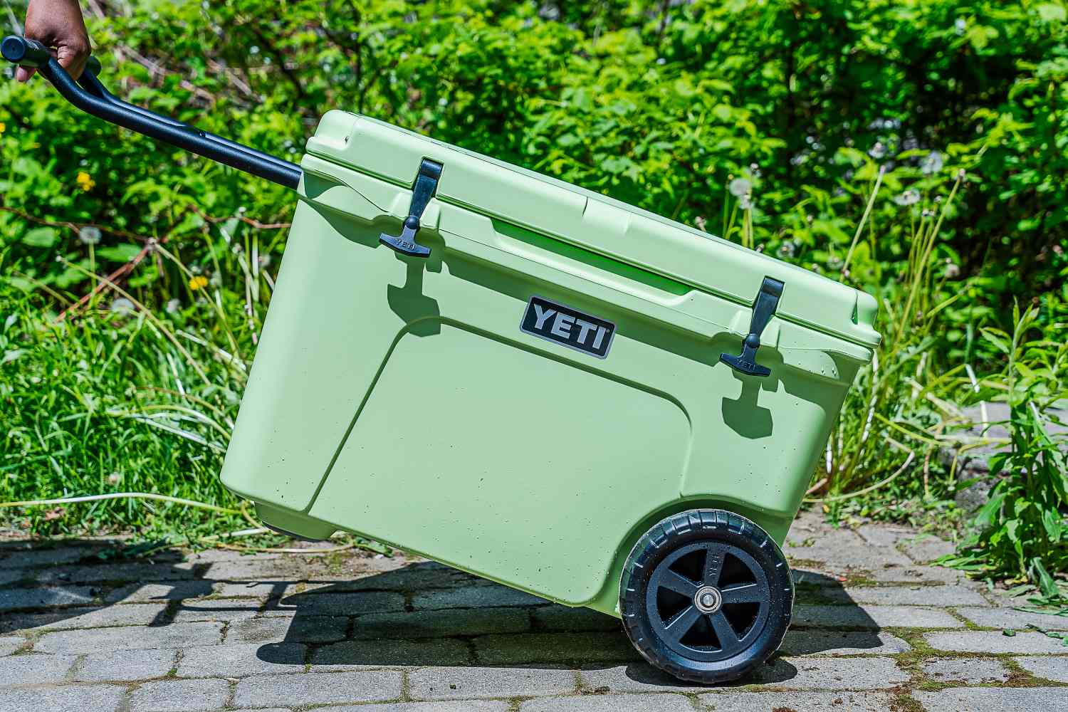 Side profile of the Yeti Tundra Haul being pulled