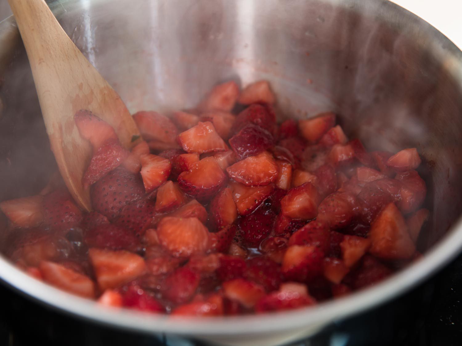 20170717-preserving-strawberry-jam-vicky-wasik-1.jpg