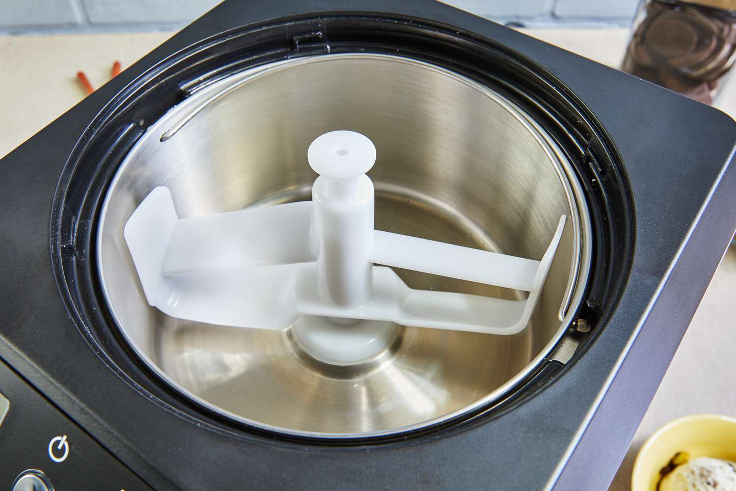 A close up of the churning compartment of the Whynter 2.6-Quart Upright Ice Cream Maker