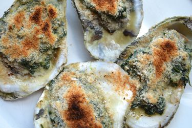 20120915-221700-sunday-brunch-oysters-florentine.JPG