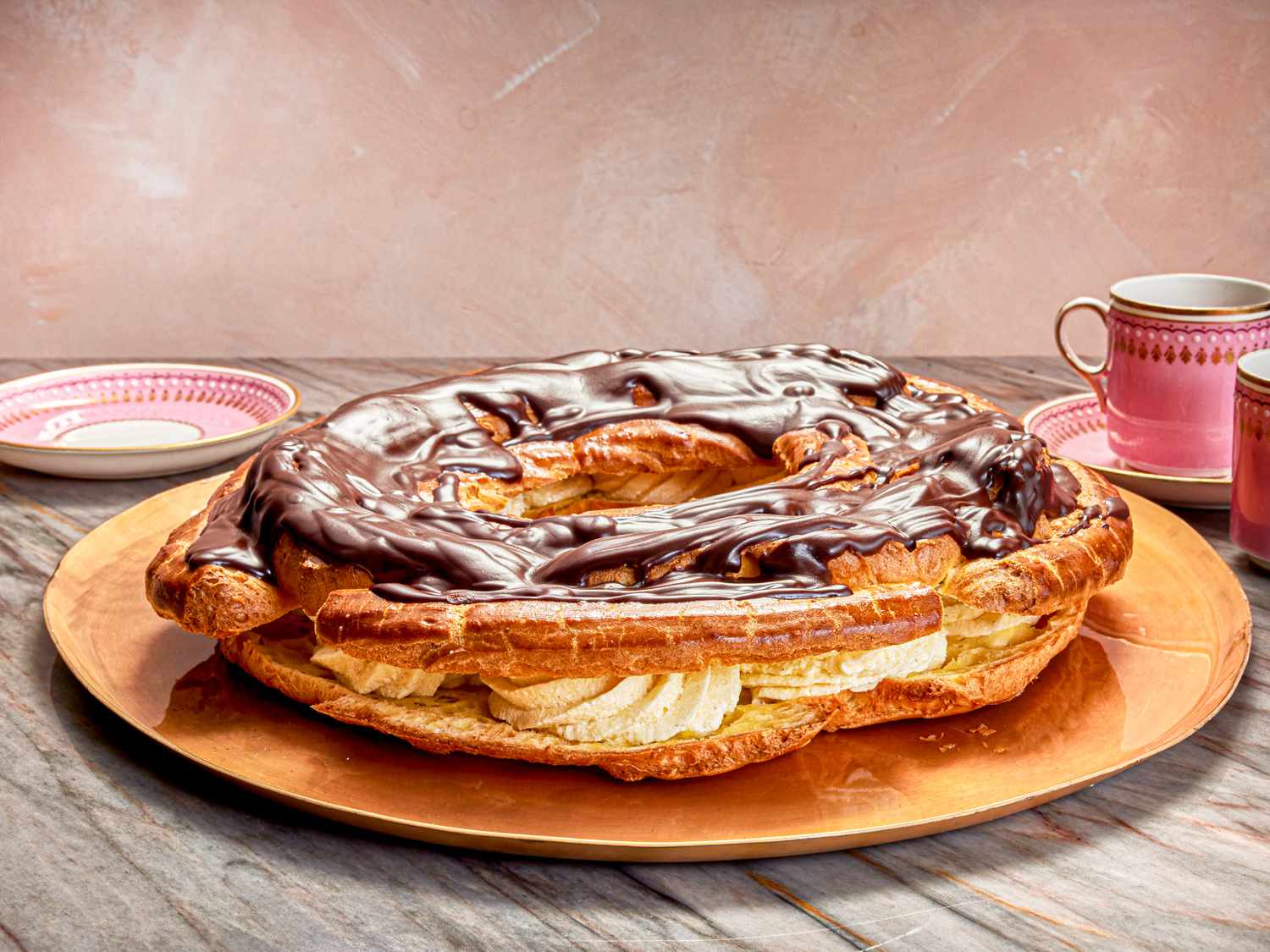 Side view of Eclair Paris Brest