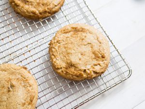Brown sugar cookies on a cooling rack