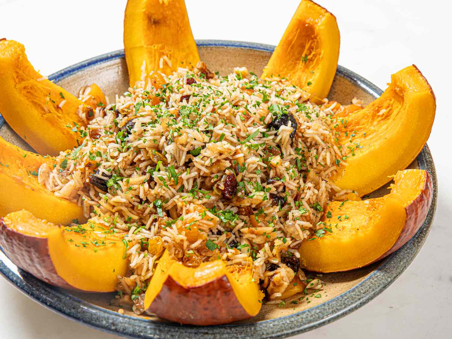 Side view of ghapama