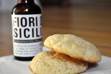 Fior di Sicilia-flavored ricotta cookies