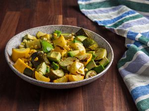 20180726-MHT-broiling-summer-squash-avocado-agrodolce-vicky-wasik-13-