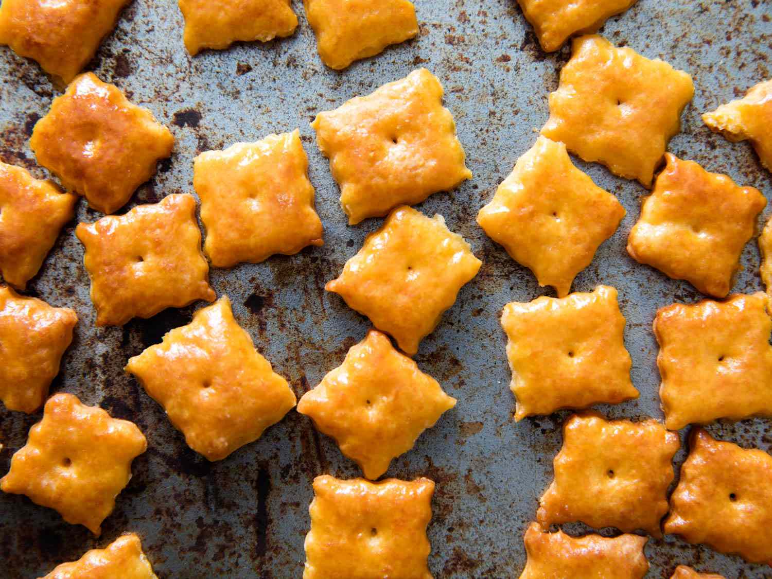 Close-up of the finished cheez-its.