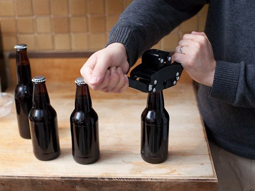 20110204-136155-Homebrew-Bottle-Capper.jpg