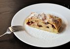 20120920-puff-pastry-cranberry-apple-strudel.jpg