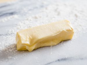 20160825-combat-hot-kitchen-melting-butter-vicky-wasik-1