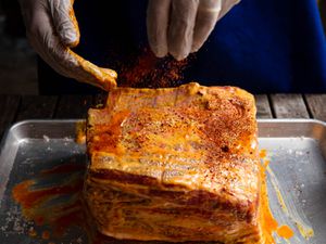 20190618-barbecue-smoked-pork-shoulder-pulled-pork-sandwiches-vicky-wasik-6