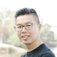 A portrait photo of Serious Eats contributor Hong Pham.