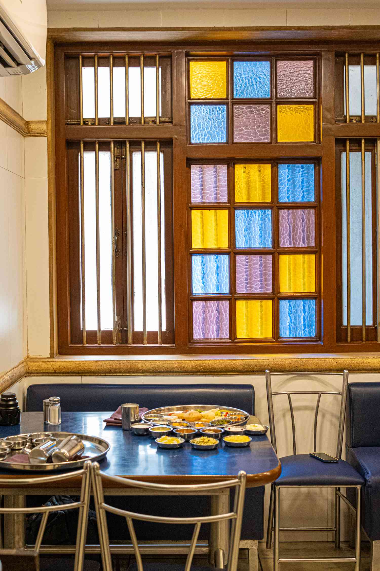 Interior view of Shree Thaker Bhojanalaly