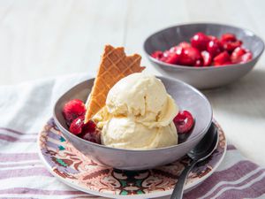 20190429-mascarpone-no-churn-ice-cream-vicky-wasik-9