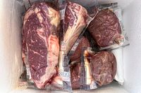 DeBragga Vacuum sealed cuts of raw beef in a styrofoam container