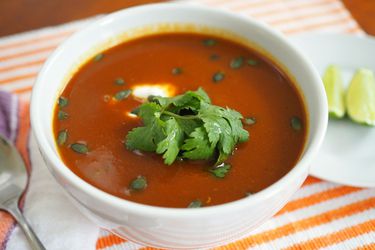 20141016-mexican-butternut-squash-soup-daniel-gritzer5.jpg