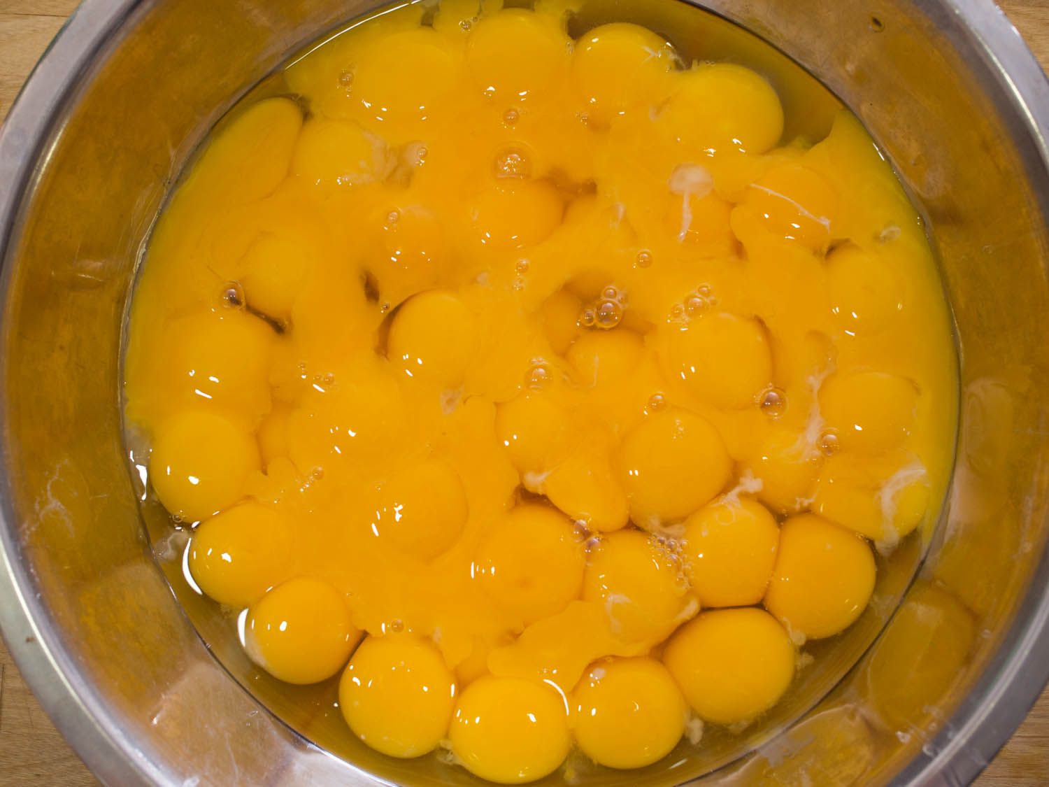 20141021-egg-whites-yolk-test-daniel-gritzer-1.jpg