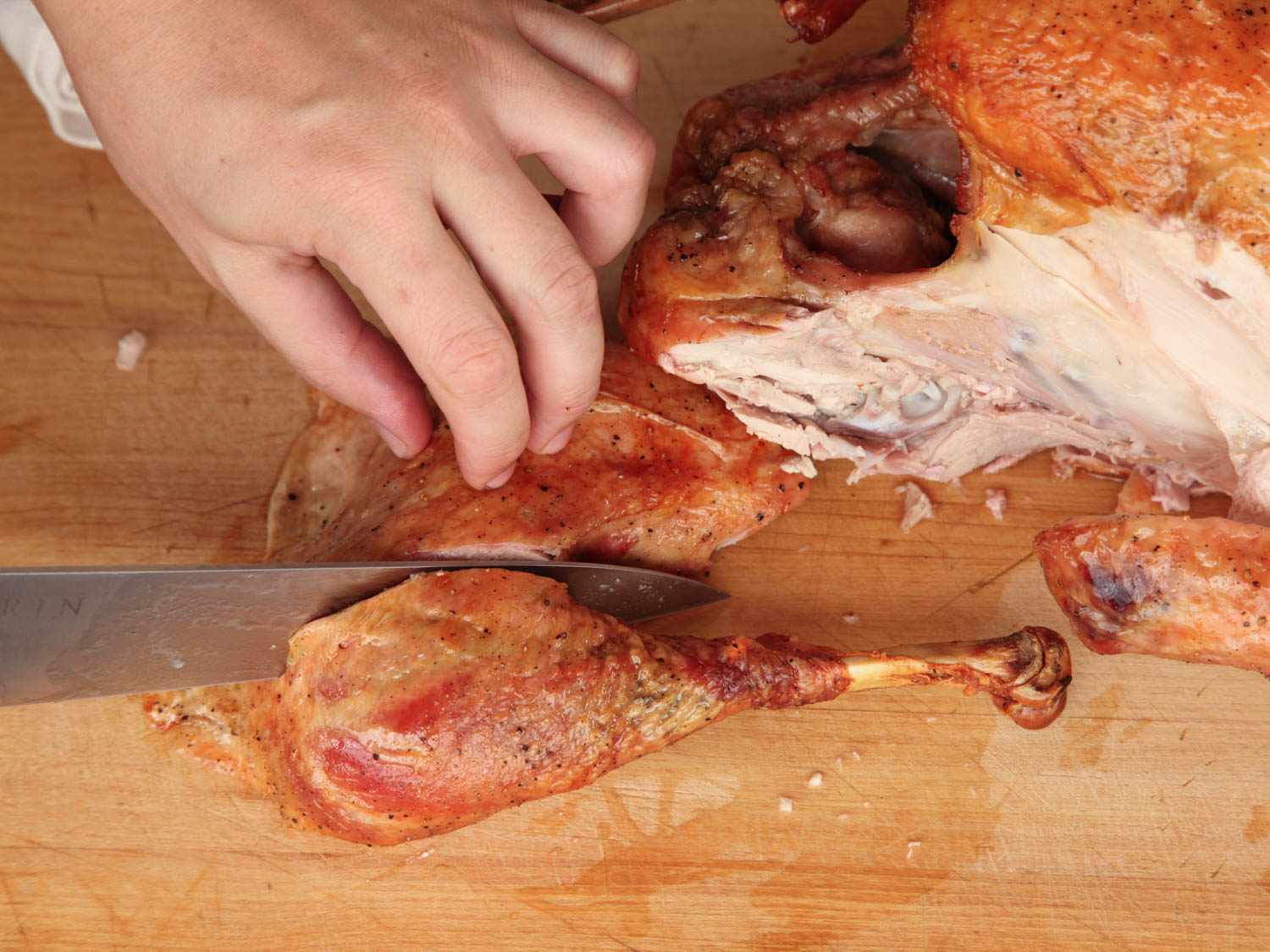 carving a roasted turkey