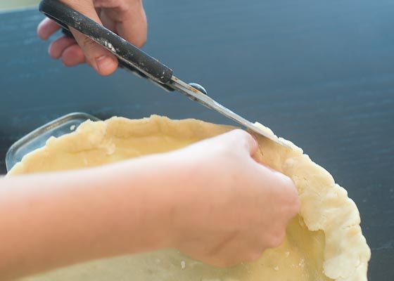 Preparing to make decorative edges