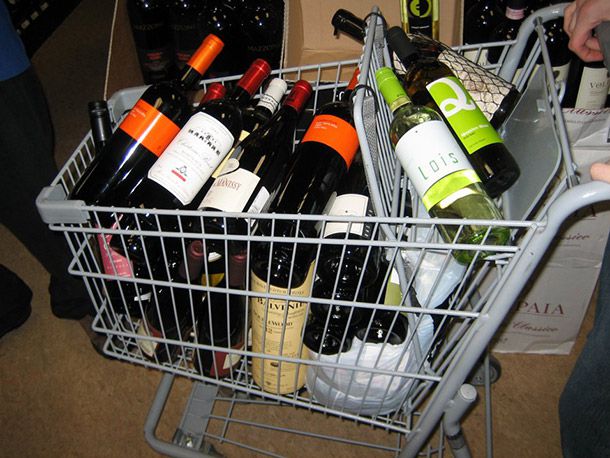 20140302wineshoppingcart.jpg