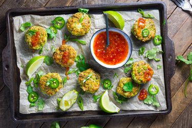 20161210-shrimp-cakes-nerds-with-knives-emily-matt-clifton-1.jpg