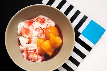 Overhead of Peach Melba 