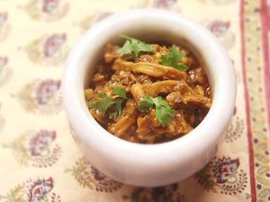 20131104-beyond-curry-squid-masala.jpg