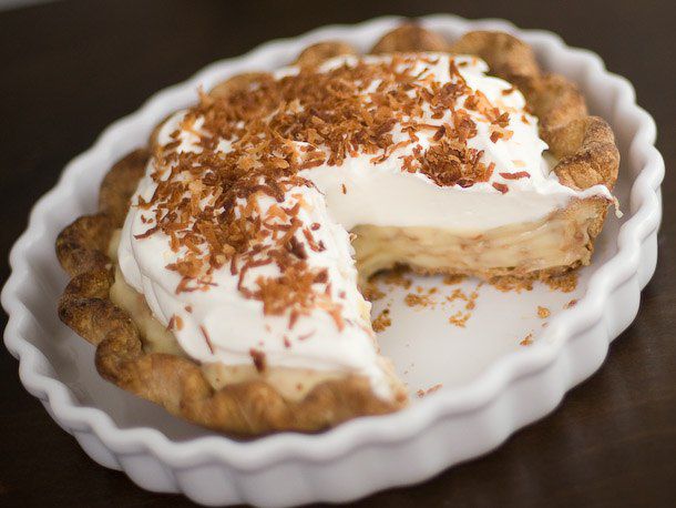 20110928-172459-Coconut-cream-pie-610x458-1.jpg